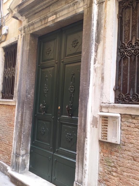 Very In Historical 1600 Palace With Lift A Few Min Walk From San Marco Square Apartment Venedig