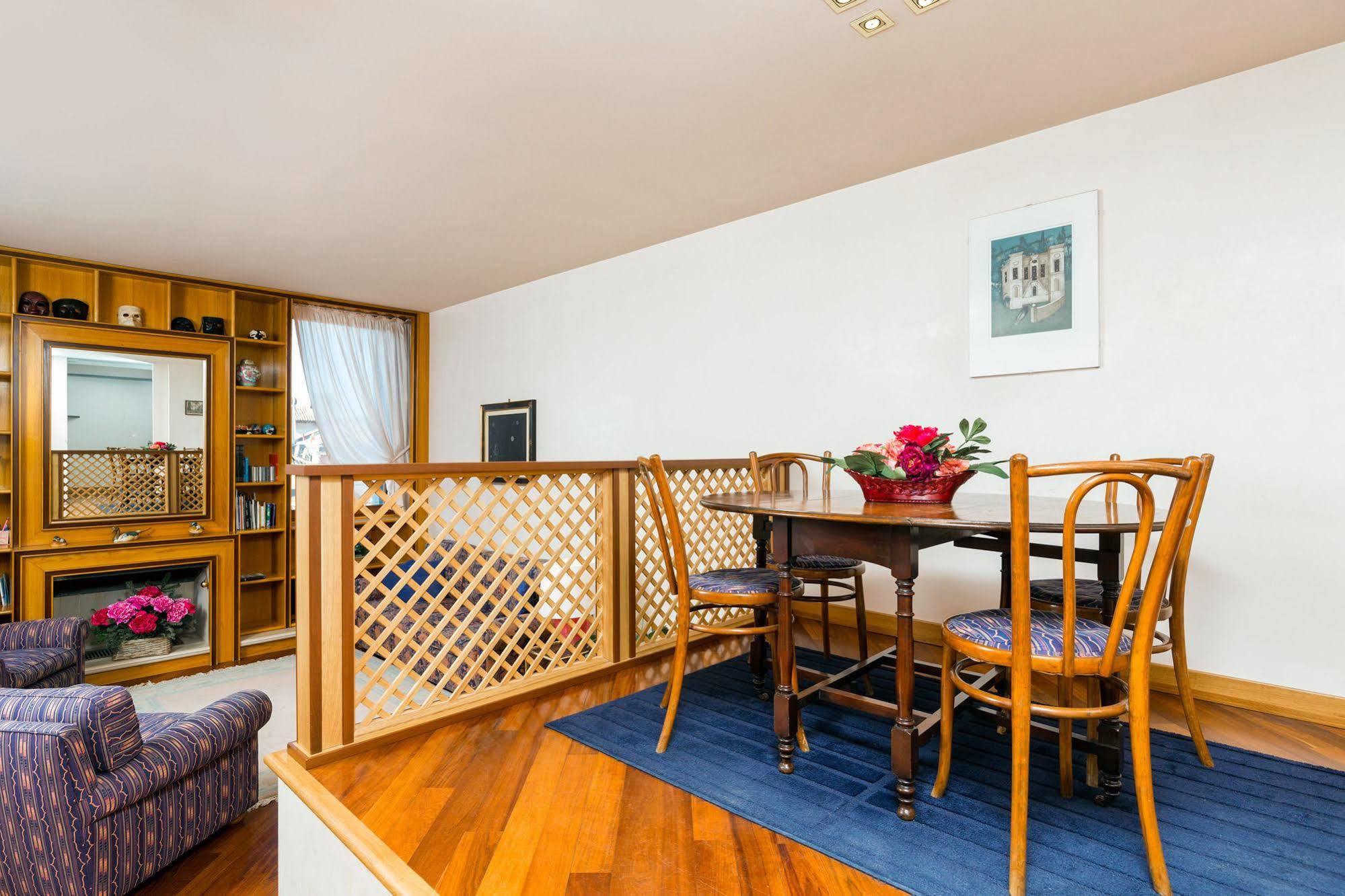 Apartment Very In Historical 1600 Palace With Lift A Few Min Walk From San Marco Square