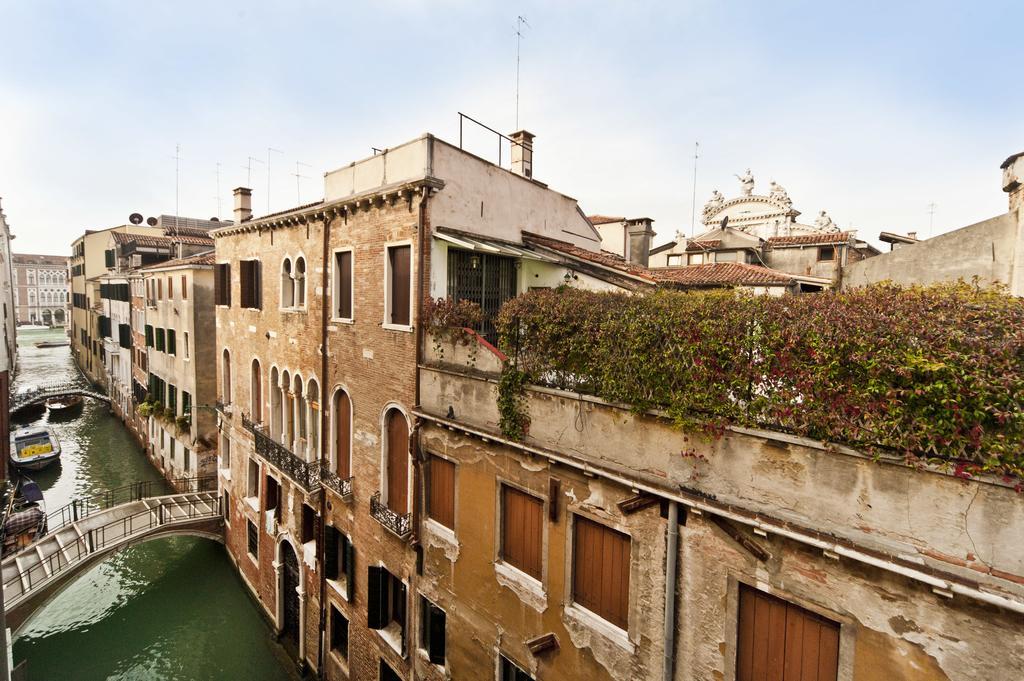 Very In Historical 1600 Palace With Lift A Few Min Walk From San Marco Square Lejlighed