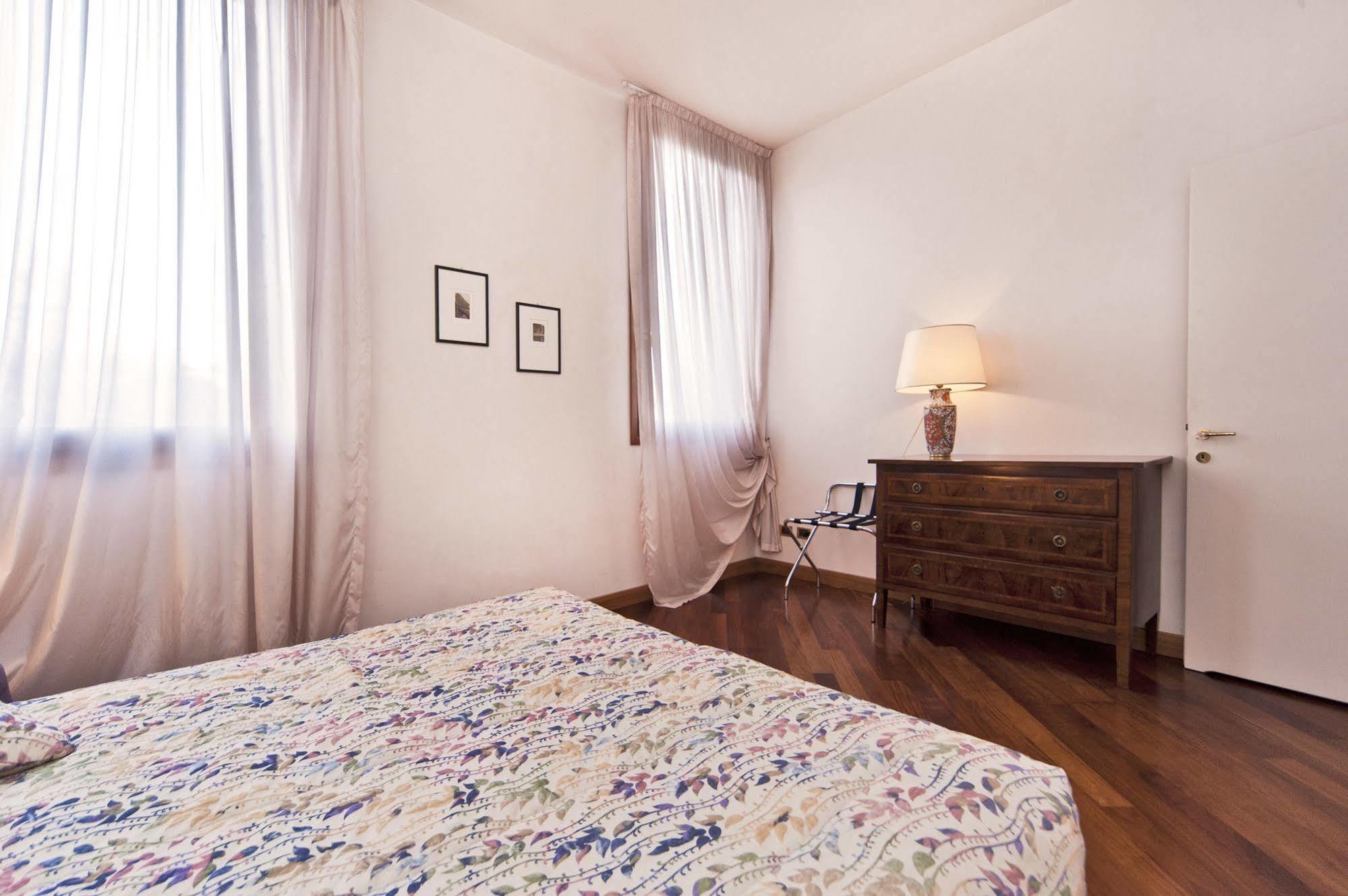 Lejlighed Very In Historical 1600 Palace With Lift A Few Min Walk From San Marco Square