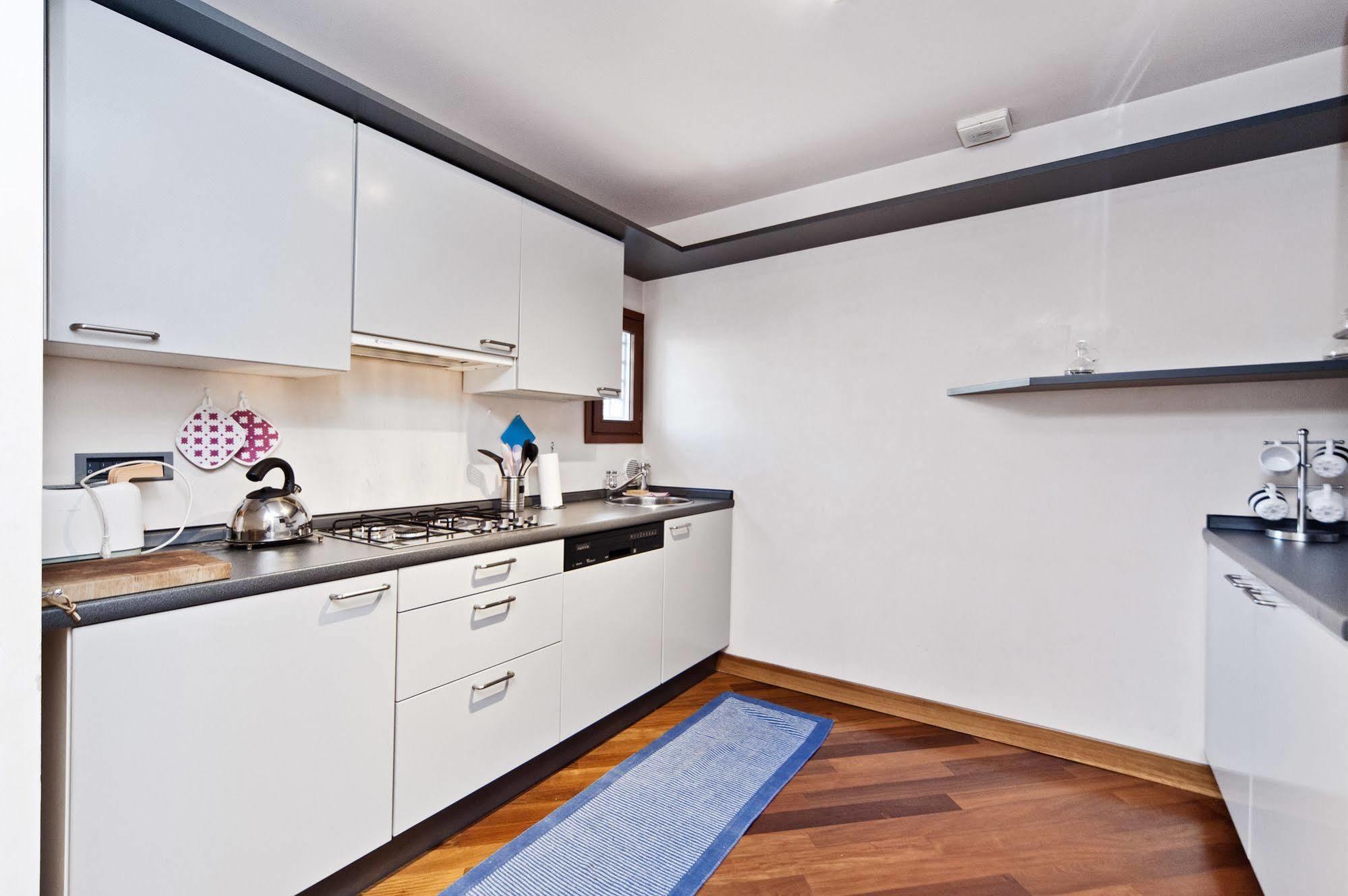 Very In Historical 1600 Palace With Lift A Few Min Walk From San Marco Square Lejlighed *