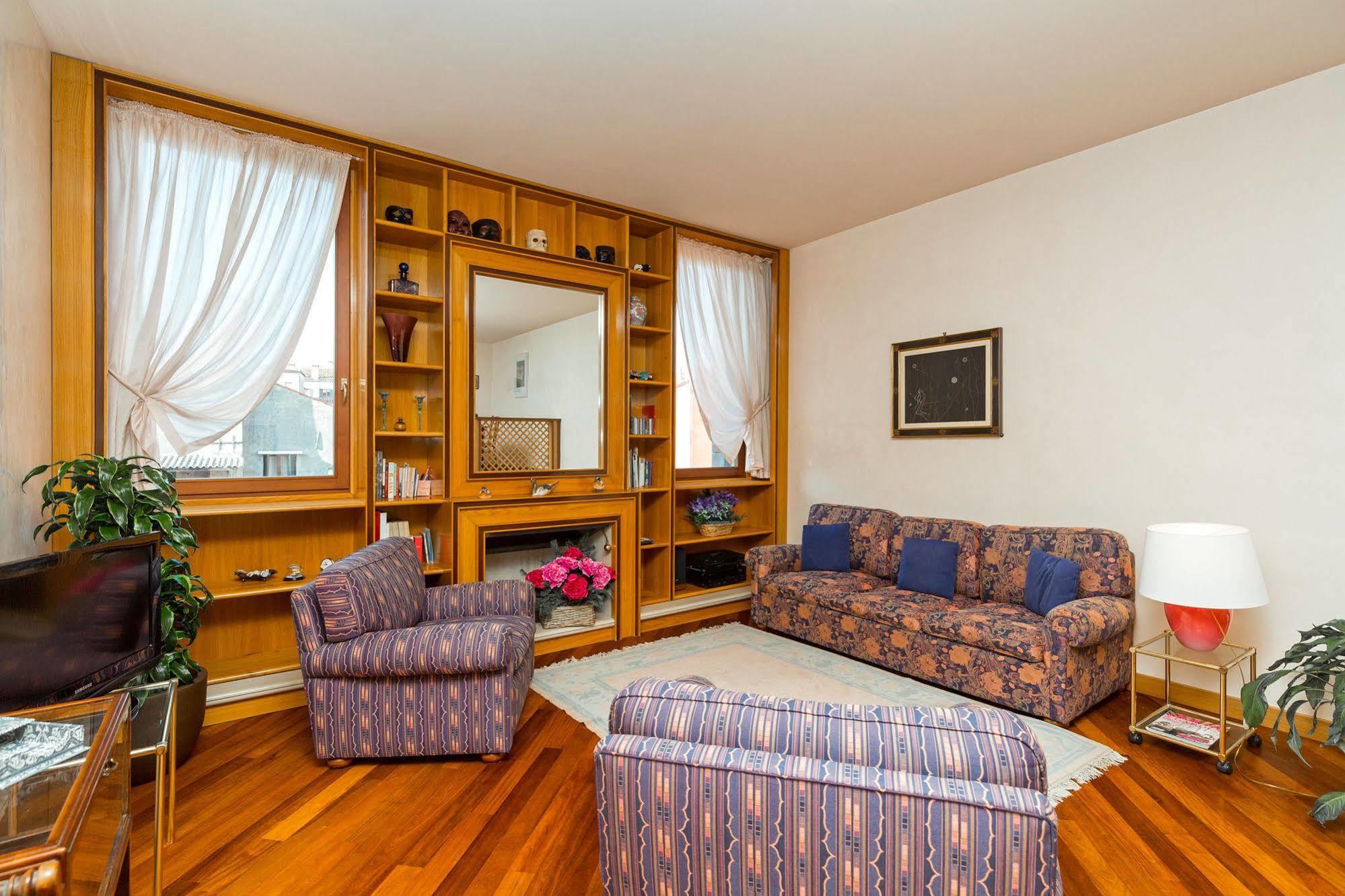Very In Historical 1600 Palace With Lift A Few Min Walk From San Marco Square Lejlighed *